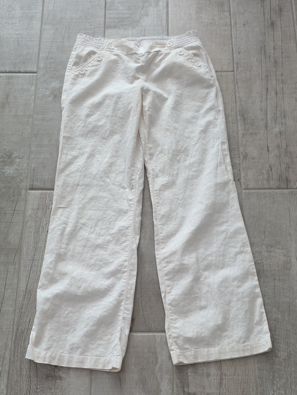 Candie's White Wide Leg Pull On Elastic Waist Pants With Button Detail